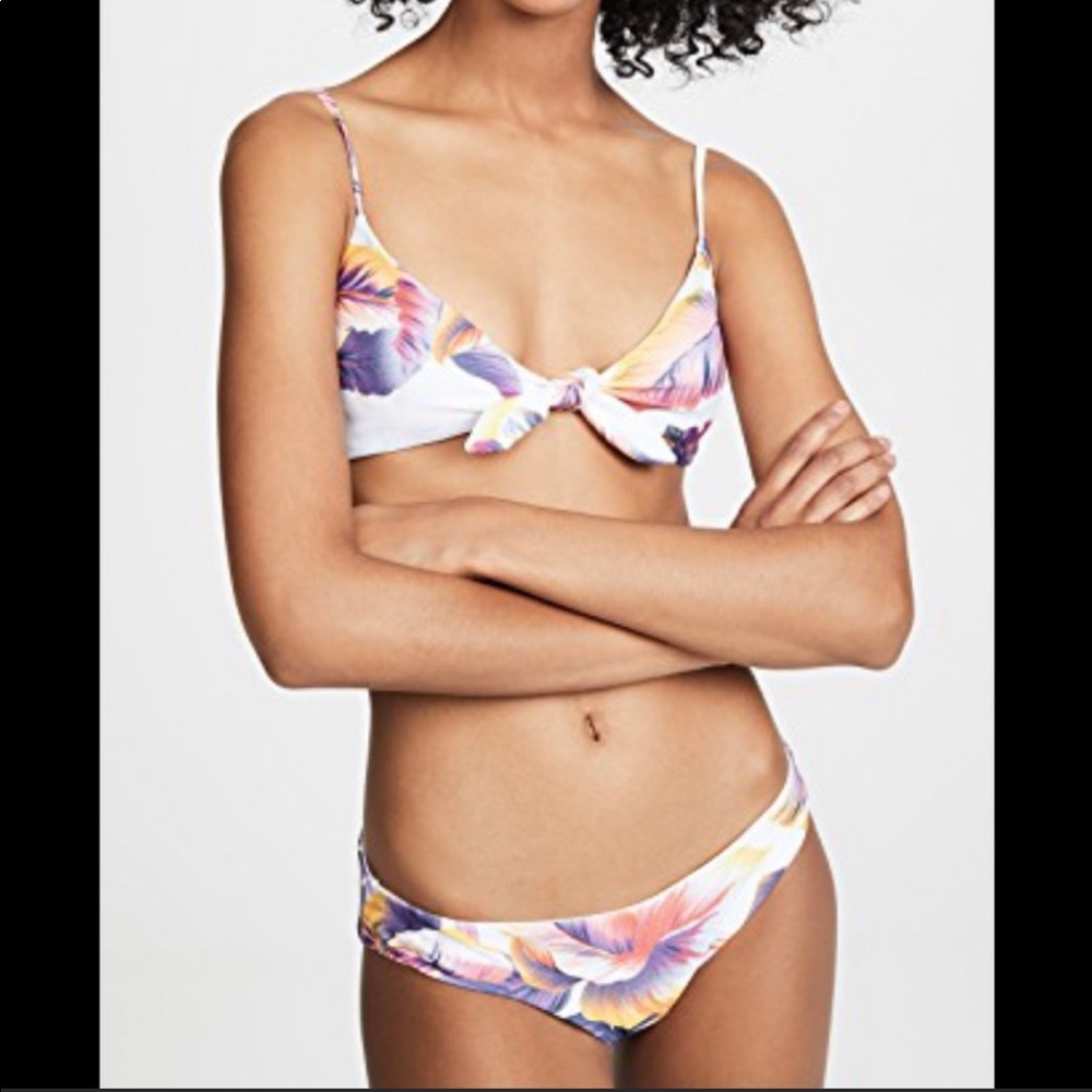 NWT L*Space Reversible bikini set - Small